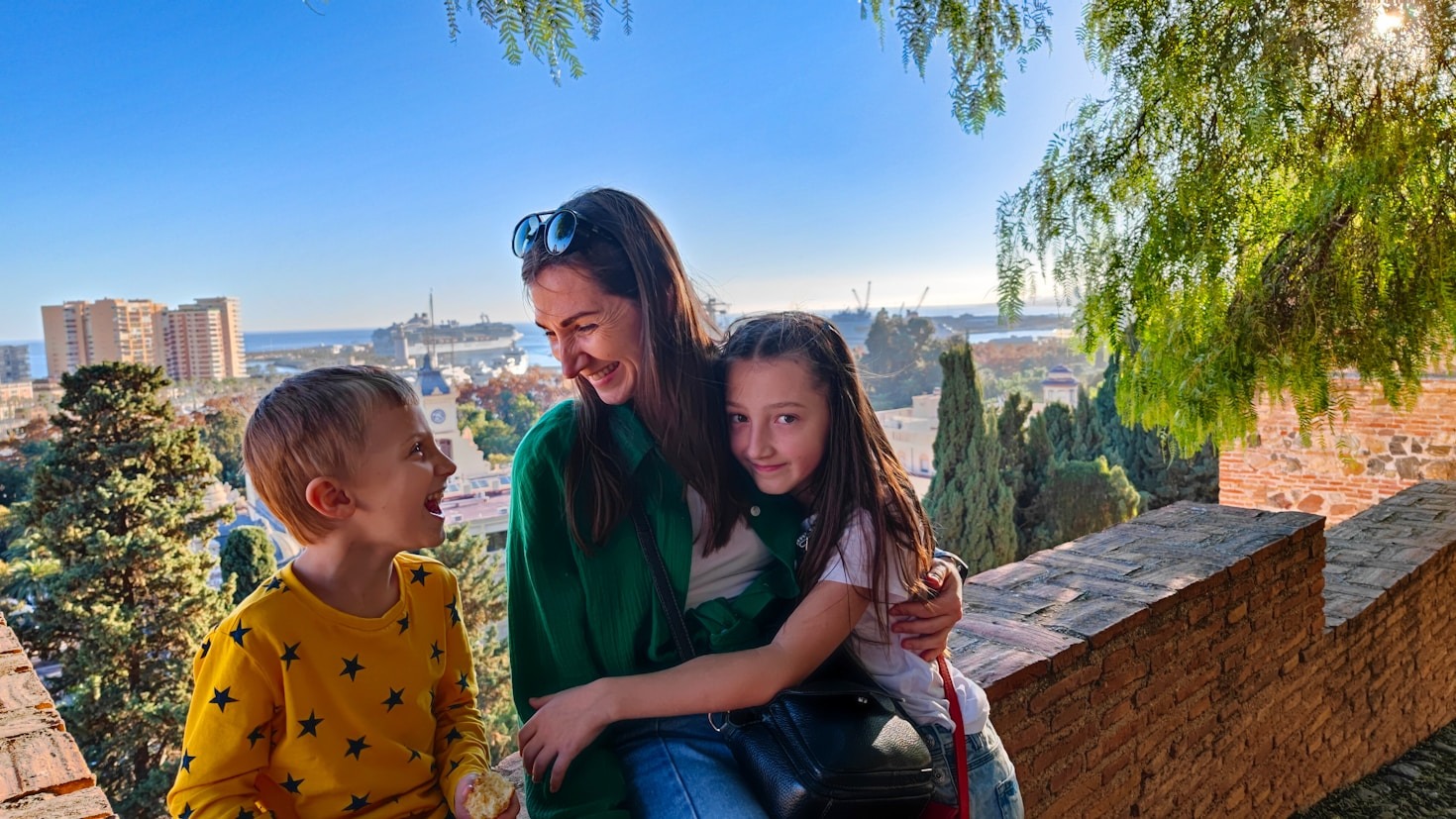 How to Stay Connected with Friends and Family